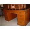 Image 1 : LARGE OAK DOUBLE PEDESTAL DESK WITH LEATHER TOP Estimate: £200-400...
