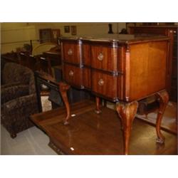 MAHOGANY 2 DRAWER CHEST Estimate: £50-100...