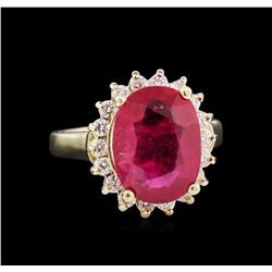 6.50ct Ruby and Diamond Ring - 14KT Yellow Gold