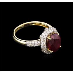 4.01ct Ruby and Diamond Ring - 14KT Yellow Gold