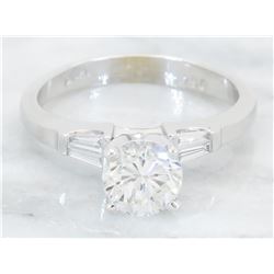 1.15ctw Diamond Ring - 18KT White Gold