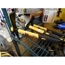 PICK - 1 ½ LB - NEW - FIBRE GLASS HANDLE - G000052