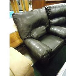 RECLINER - BLACK - from estate