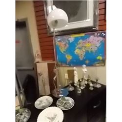 NEW CONTEMPORARY TABLE LAMP - ADJUSTABLE