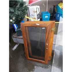 CABINET DOORS WITH GLASS - 2 TTL
