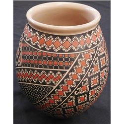 Fine Mata Ortiz Olla