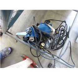 Pair of 2kW focusing scoop lights - used