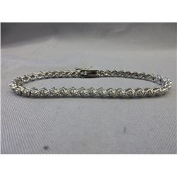 1/4 CT Diamond Studded "S" Shaped Link Bracelet