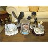 Image 1 : "Wolf" lamp & 4 resin figurines
