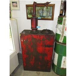 Vintage Service station oil pump