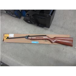 New - Break barrel pellet rifle with wood stock