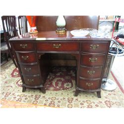 Vintage - Wood knee-hole desk
