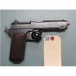 RESTRICTED:  Styer Hahn 1912; model 1911; 9mm Styer; Semi Auto;   Chilean guns have the national coa