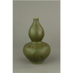 Teadust-Glazed Porcelain Vase Jiajing MK