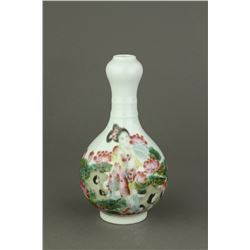 Garlic-Mouth Porcelain Vase Yongzheng MK