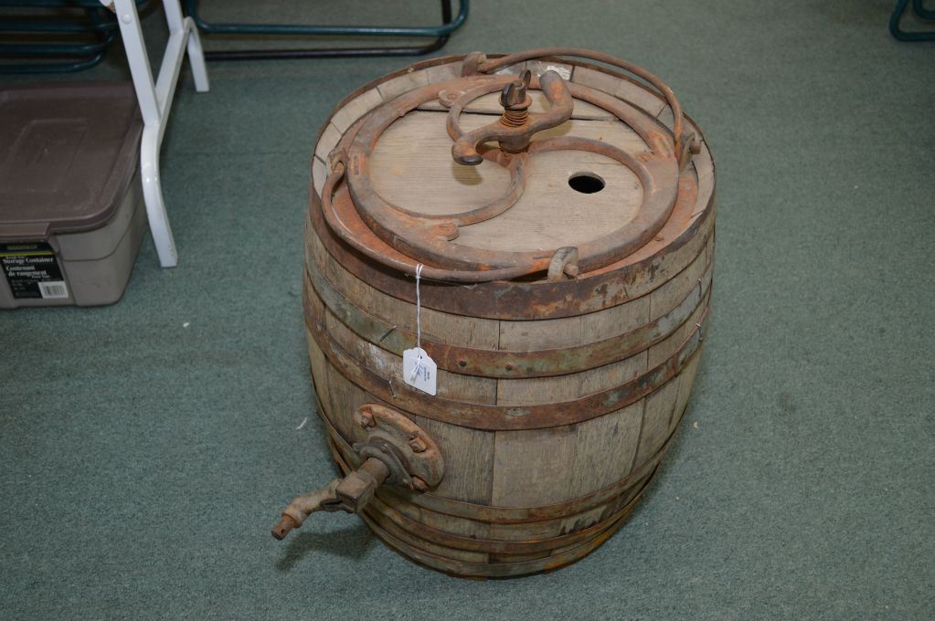 Antique oak barrel style butter churn sans stand
