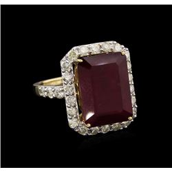 13.63ct Ruby and Diamond Ring - 14KT Yellow Gold