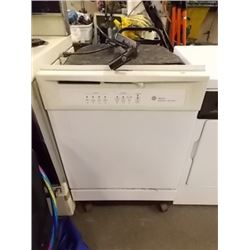 DISHWASHER - GE - FROM ESTATE - WORKING WARRANTY TILL MONDAY 5PM WITH BID OF $75 OR MORE