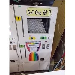 PRETTY STUDIO T-SHIRT VENDING MACHINE - HAS KEYS "GOT ONE YET"