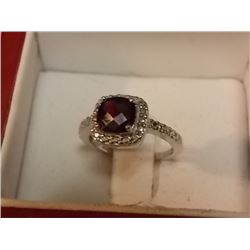 RING - STERLING SILVER - WITH 1.25CT CUSION FACETKTED GARNET BALONING SET WITH GENUINE DIAMOND ACCEN