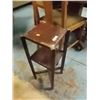 Image 1 : SMALL WOOD PLANT STAND