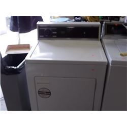 DRYER - KENMORE - WORKING - WARRANTY TILL MONDAY 5PM WIHT BID $75 OR MORE
