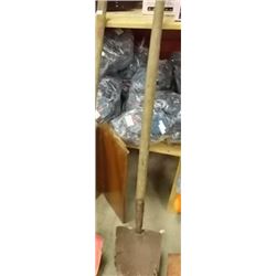 SHOVEL - FIR LONG HANDLE - BROWN