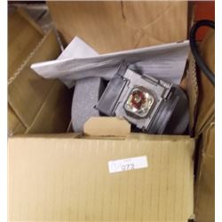 BOX OF NEW PROJECTOR BULBS