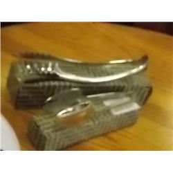 NEW COMMMERCIAL PASTA AND SALAD TONG SET - NEW - 2 PC TTL
