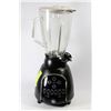 Image 1 : BLACK & WHITE GE TOUCH BLENDER