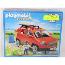 37PC. PLAYMOBIL SUMMER FUN