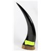 Image 1 : CARVED BUFFALO HORN