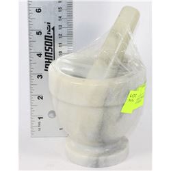 MARBLE MORTAR & PESTLE - WHITE WITH GRAY