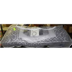 QUEEN COMFORTER WITH SHAMS AND BEDSKIRT