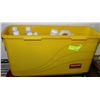 Image 1 : RUBBERMAID CONTAINER WITH CLEANING SUPPLIES