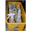 Image 1 : YELLOW CLEANING BUCKET WITH ASSORTED CLEANING