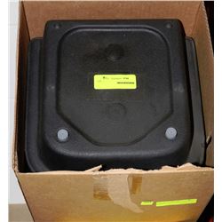 CASE OF 4 NEW CAMBRO BOOSTER SEATS