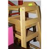 Image 1 : 2 WOODEN HIGH CHAIRS