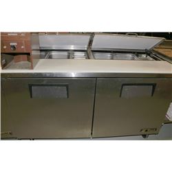 TRUE REFRIDGERATED 5' SANDWICH PREP TABLE
