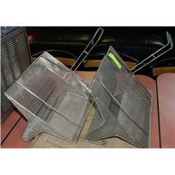 PAIR OF DEEPFRYER BASKETS