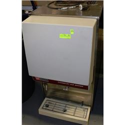 REYNOLDS COUNTER TOP ICE MACHINE