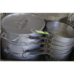 LOT OF 5 2-3/4 03 SAUCE POTS