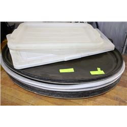 LOT OF WAITING TRAYS