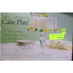 GLASS PEDESTAL CAKE PLATE