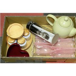 BOX W/NEW SPICE CADDY & SPICES, TEA POT,
