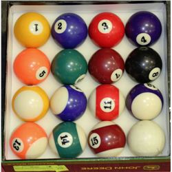 BOX OF VINTAGE BILLIARD BALLS