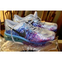 NEW NIKE SHOES SZ 10