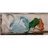 Image 1 : FLAT OF ART GLASS SWANS