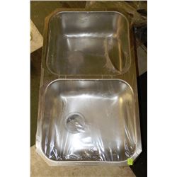 DOUBLE WIDE STAINLESS STEEL SINK