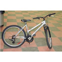 RALEIGH LADIES 18 SPEED FRONT SUSPENSION MOUNTAIN